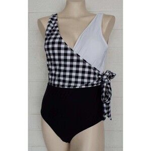 New CUPSHE Large black white gingham check crossover top 1 piece Swimsuit